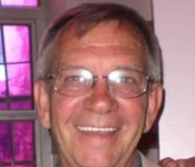 dennis, 73, Gainesville (State of Florida)