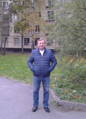 Михаил, 65, Россия, Санкт-Петербург