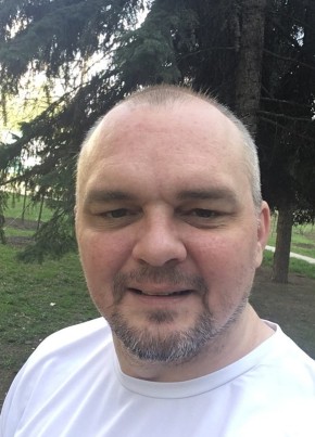Anton, 43, Russia, Moscow
