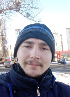 Юра, 27, Україна, Лисичанськ