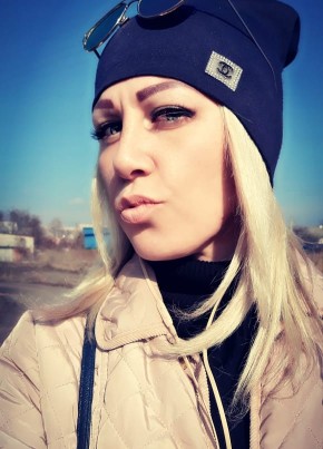 Evgeniya , 32, Ukraine, Kharkiv