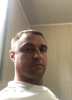 Олег, 40, Россия, Львовский