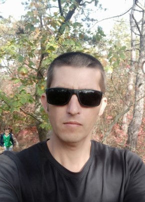 Кирилл из Москвы 43 года