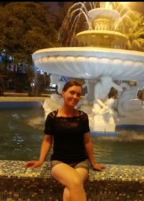 Елена из Новосибирска 42 года