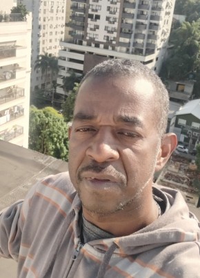 Alexandre из Niterói 49 лет