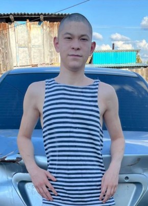 эмиль из Стерлитамака 19 лет