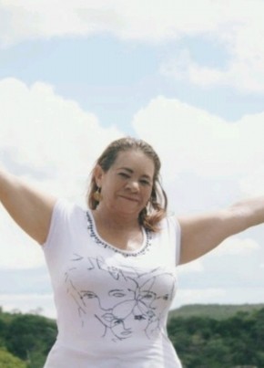 Maria Aparecida, 71, República Federativa do Brasil, Montes Claros