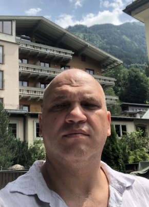 Anton, 47, Russia, Saint Petersburg