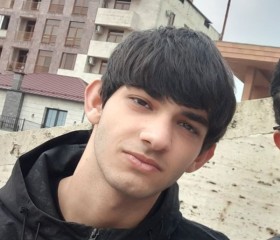 Garnik Araqelian, 18, Ashtarak