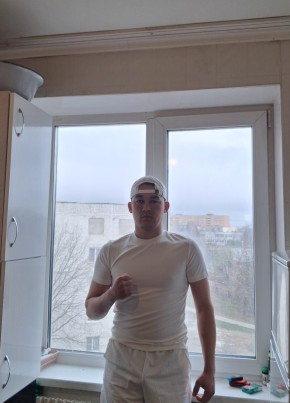 Санжар из Қарағанды 21 год