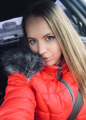 Ксения, 27, Россия, Екатеринбург