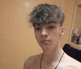 Fabio, 18, Cagliari