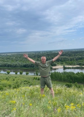 Мужчина из Россоши 63 года