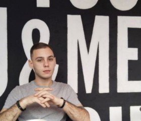 Artur, 21, Sochi