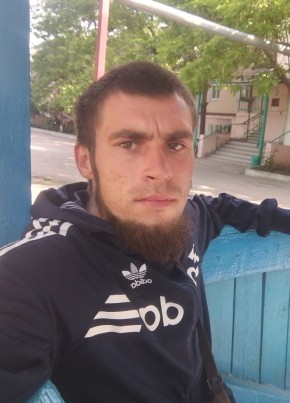 Юрий из Волгодонска 27 лет