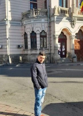 Pantera., 31, Romania, București