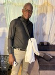 Demba, 37  , Paris