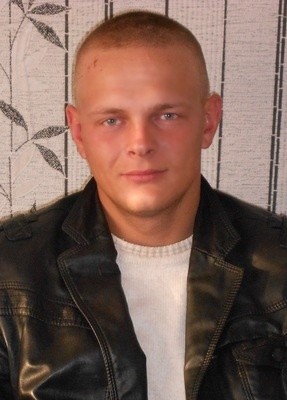 Денис, 32, Рэспубліка Беларусь, Карэлічы