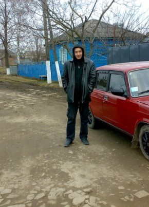 Максим, 39, Россия, Каневская