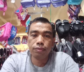 Zainal, 46 лет, Kota Ende