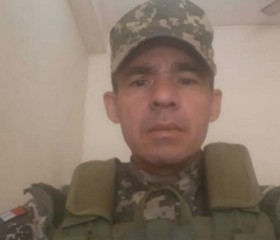 Christian, 45, Asuncion