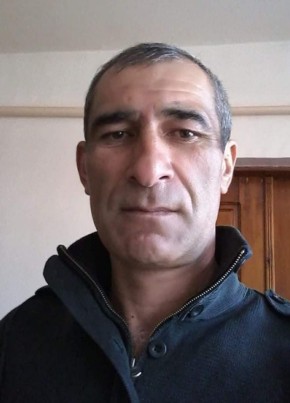 Руслан из Владикавказа 52 года