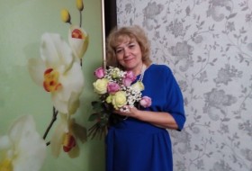 Irina, 60 - Just Me
