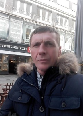 Igor, 47, A Magyar Népköztársaság, Sopron