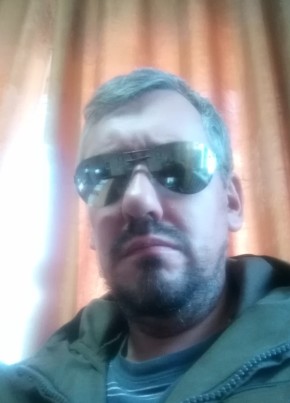 Максим из Ярославли 48 лет