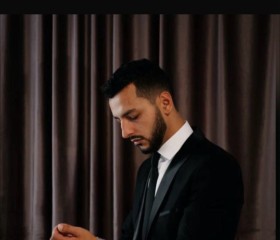 Artyem, 28, Washington D.C.