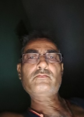 Anand Kumar Mish, 60, India, Lucknow