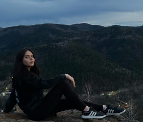 Mila, 22, Krasnoyarsk