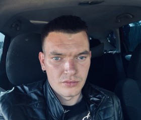 Pavel Makarenko, 30, Saint Petersburg