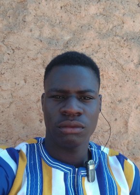 Ouedraogo Raphaë, 24, Burkina Faso, Ouagadougou