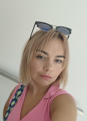 Виктория, 43, Česká republika, Liberec