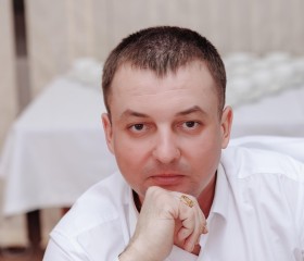 Vitaliy, 33, Tsjertkovo