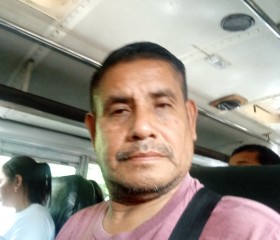 Eduardo, 51, San Salvador