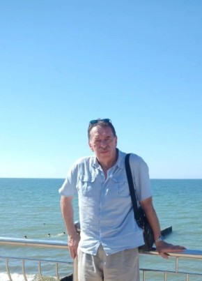 андрей из Калининграда 64 года