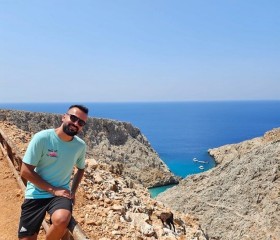 Oleg, 35, Ulyanovsk