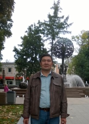 Булат из Москвы 60 лет