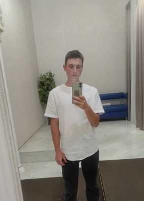 Данил из Ленинградскаи 23 года
