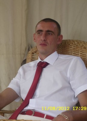 Виталий, 41, Россия, Новотитаровская