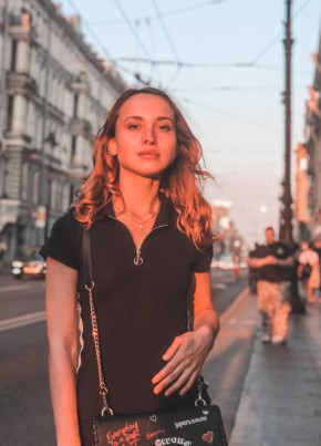 Anechka, 27, Russia, Moscow