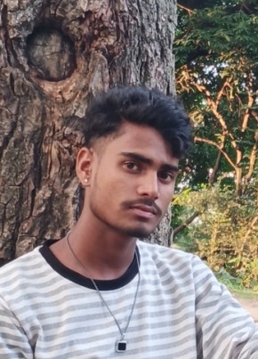 Suraj из Lahān 18 лет
