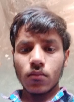 Segveuvd, 18, India, Amritsar
