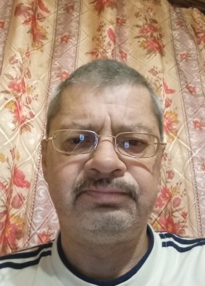 Александр, 50, Россия, Бежецк