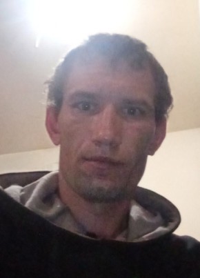 Anatoliy, 28, Russia, Korenovsk