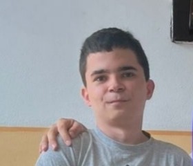 Joca, 18, Belgrade