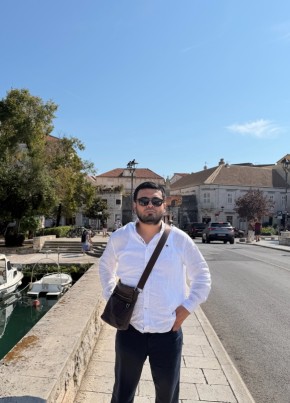Sultan из Solin 27 лет