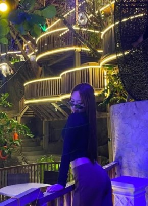 hannah blez из Maynila 18 лет